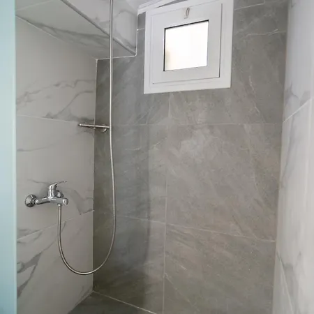 Best4u Beachside For 2 Pax Hersonissos (Crete)